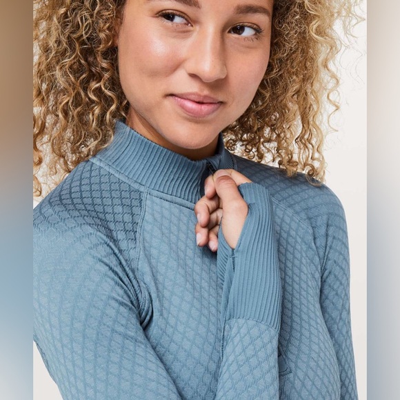 Lululemon Rest Less 1/2 Zip Slate Blue / White Sweater (Size 2) - Picture 4 of 12